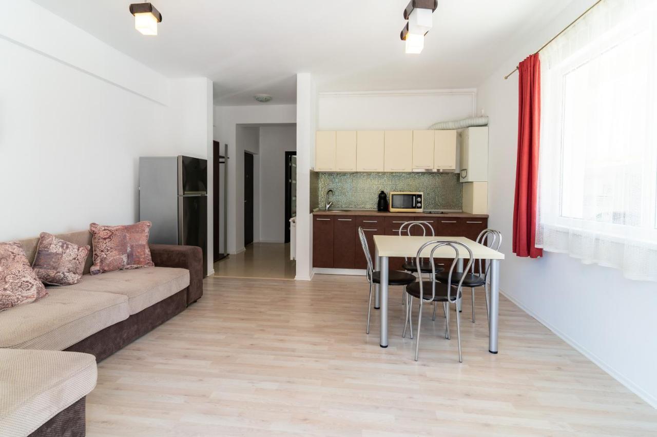 Apartament Tudor ナボダリ エクステリア 写真